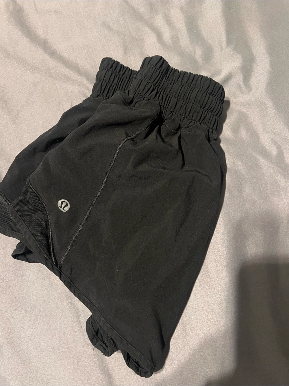 lululemon Hotty Hot 2.5” Black Athletic Shorts with High Ruched Waistband